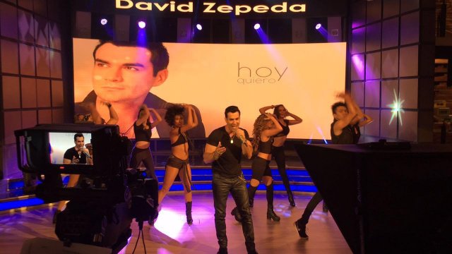 Lanzamiento del nuevo sencillo "Hoy"